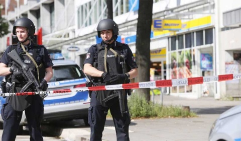 Un muerto y varios heridos apuñalados en un supermercado en Hamburgo