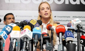 La esposa de Leopoldo López dice que el régimen de Maduro quiere matarla