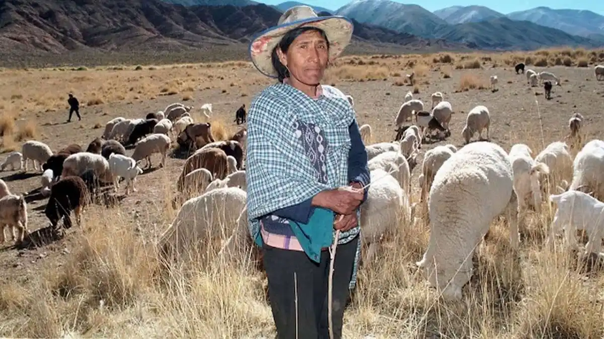 Eulogia salta la tapia...