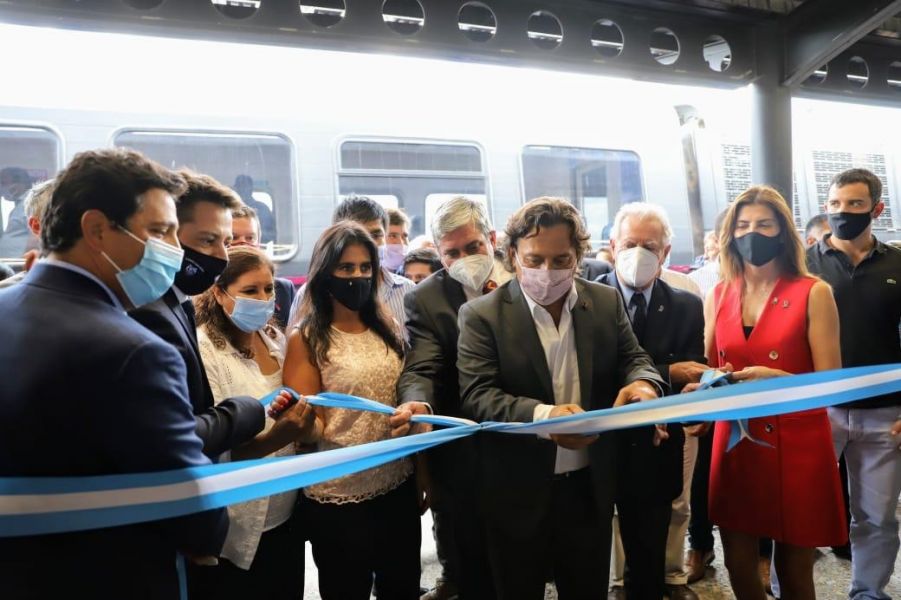 El gobernador Sáenz en la inauguración de las reformas en la estación de Campo Quijano