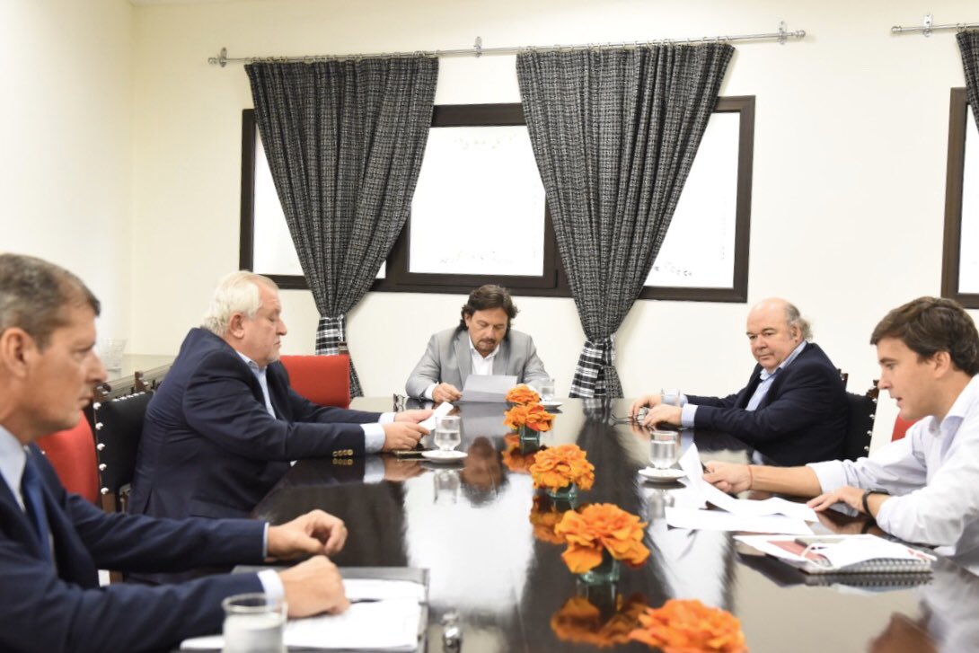 Catalano y Cornejo, reunidos con Sáenz y sus ministros para dar vida al inconstitucional DNU 255/2020