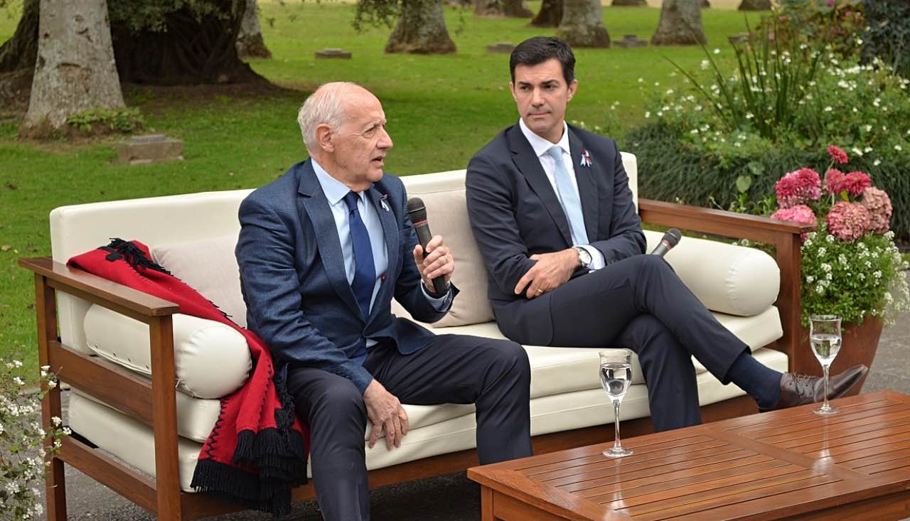 Lavagna y Urtubey en la residencia oficial de Finca Las Costas, en Salta