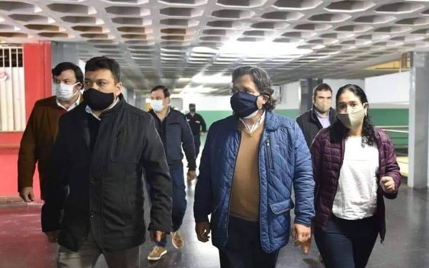 Sáenz avanza en Orán con el barbijo doble