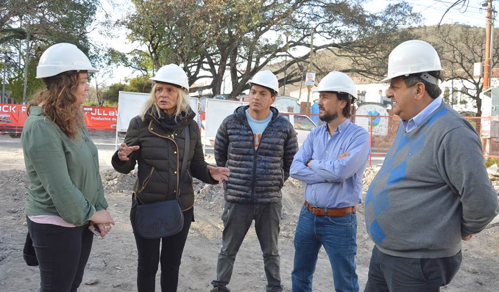 Trabajos en la calle Juramento, de Salta