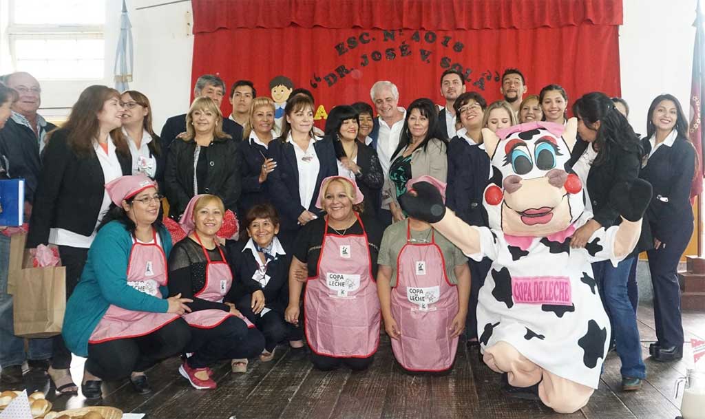 Acto de lanzamiento del programa Copa de Leche