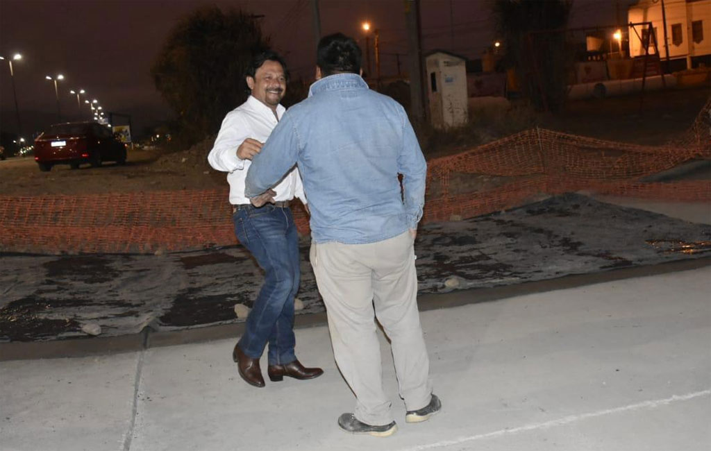 Sáenz recorre las obras en el barrio La Loma